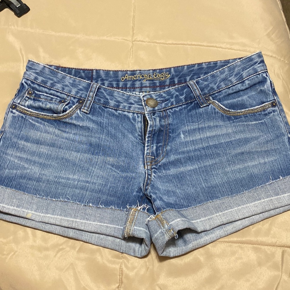 American Eagle Jean Shorts Size 8